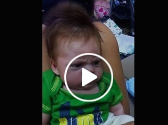 بالفيديو- الطفل الغاضب جداً... تعرفوا إليه!