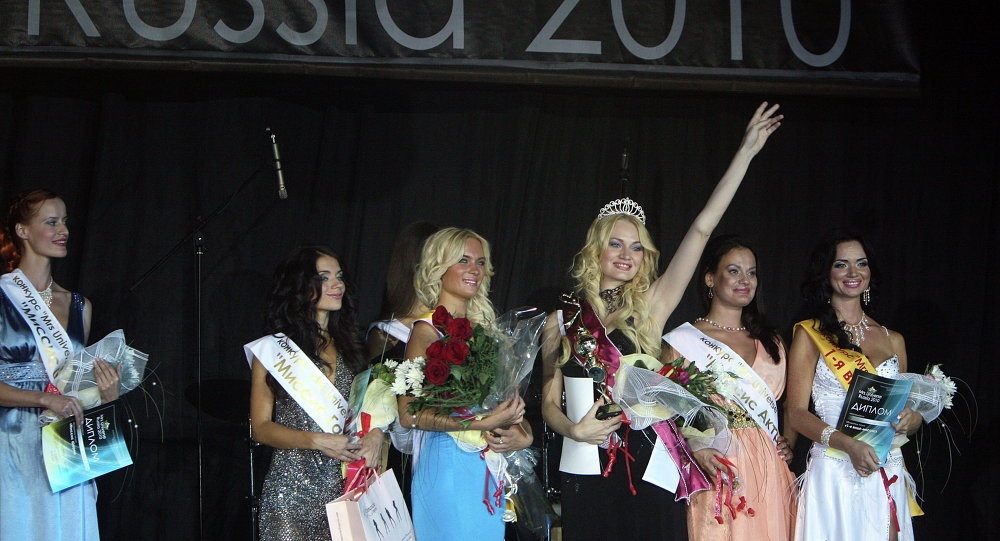 أم لـ 6 أطفال تفوز بلقب ملكة جمال