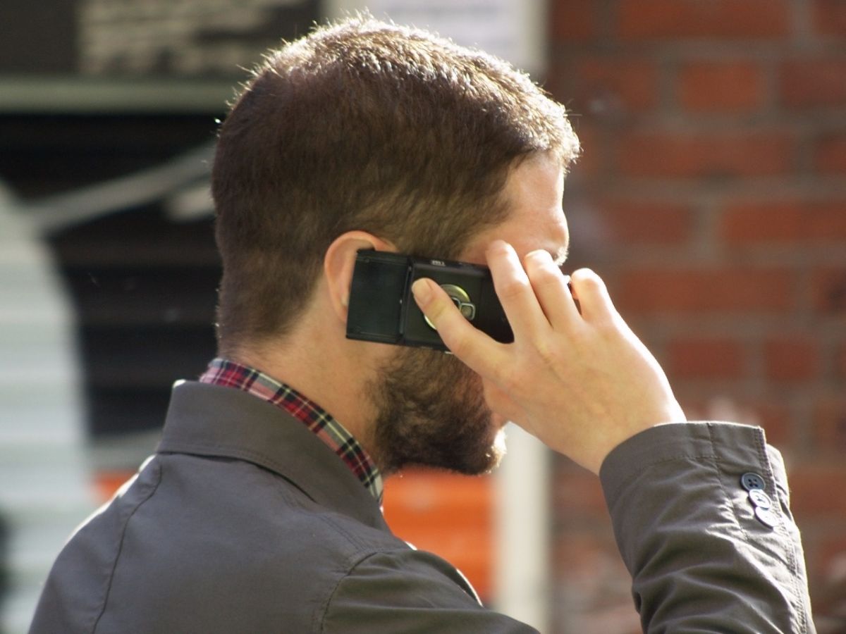 تطبيقات لتحديد مكان من يتصل بكم