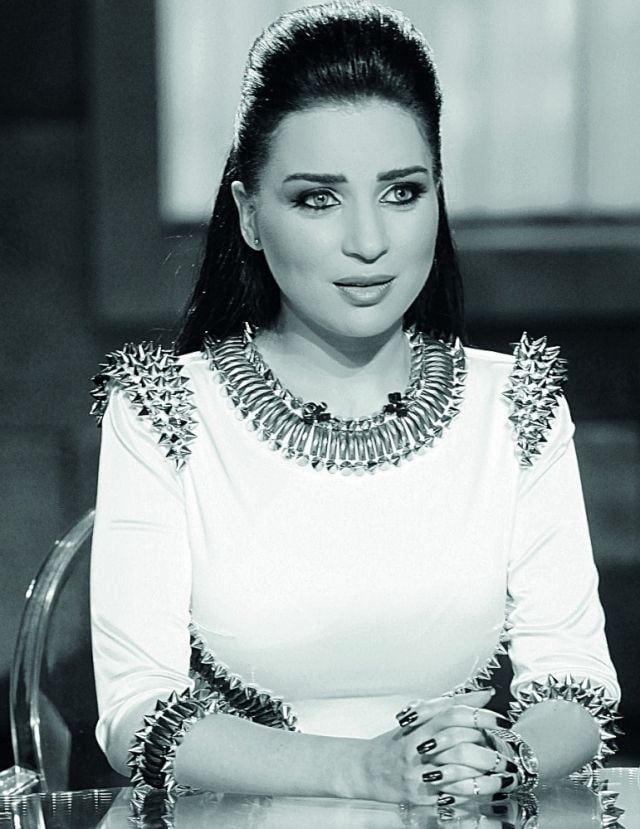 رزان مغربي: لا خلاف مع مي عز الدين