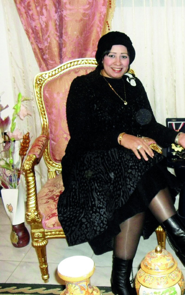 هالة المنجي: «زوجي قسّم راتبي على رفاهيته ومصروف المنزل»