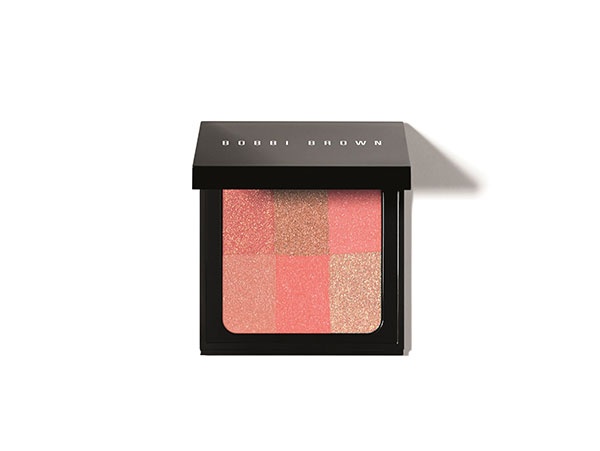 Bobbi Brown Brightening Brick in Coral