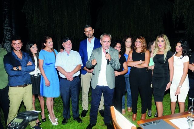 أسرة «أحمد وكريستينا» تحتفل بنجاح المسلسل