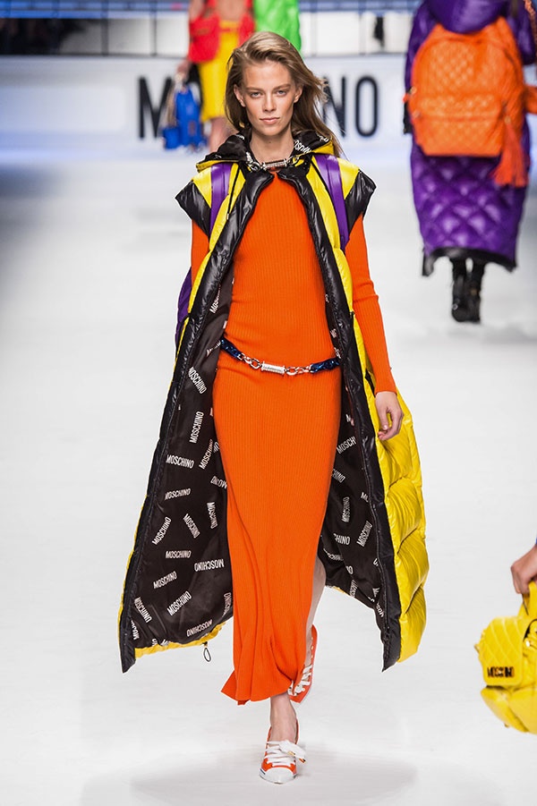 moschino - sleeveless coat