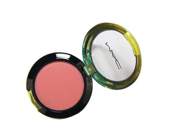 أساسي للصيف M.A.C Wash & Dry Powder Blush in Hipness