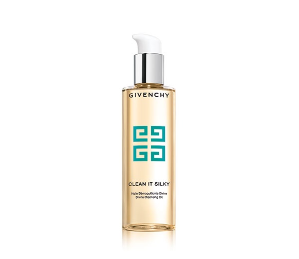 نظافة حريرية مع Givenchy Clean It Silky