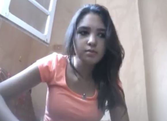 فيديو لفتاة تشرح مغامراتها في السجل المدني يحقق انتشاراً كبيراً