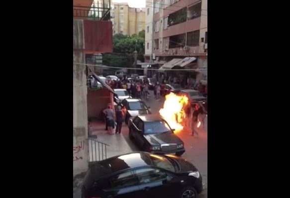 فيديو- شاب يتحول لكتلة من النار في حفل زفاف