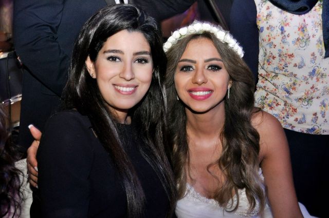 العروس هبة أبو سريع وأيتن عامر