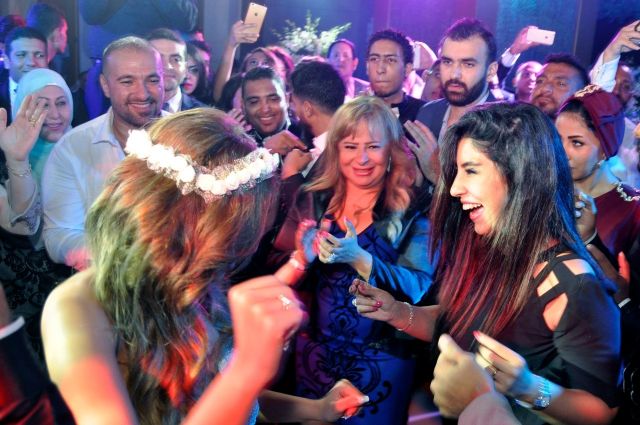 رقصة أيتن والعروس