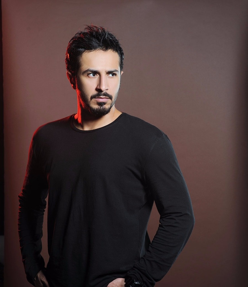 حمد العماني: أهوى التمثيل ولا ألهث وراء المال...