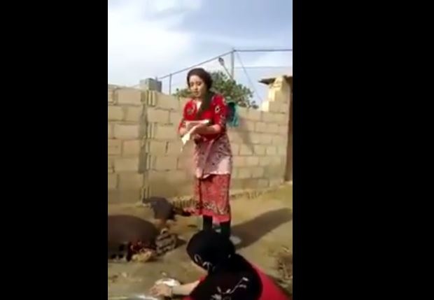 فيديو- فتاة عراقية تشعل 