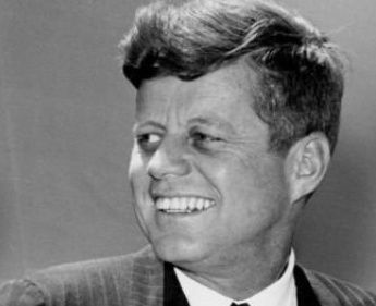 بالصورة – سيلفي لجون إف. كينيدي في عام 1954