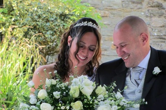 بالصور- شاهدوا أسوأ كابوس تتعرض له عروس قبل زفافها!!