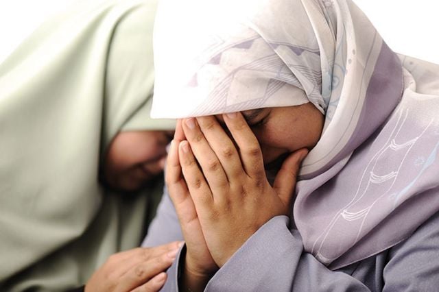 استغاثة زوجات المفقودين!... الدين ينصفهن والقانون يظلمهن