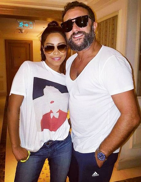 من هذا الشاب مع شيرين عبد الوهاب؟ هل هو فعلاً 