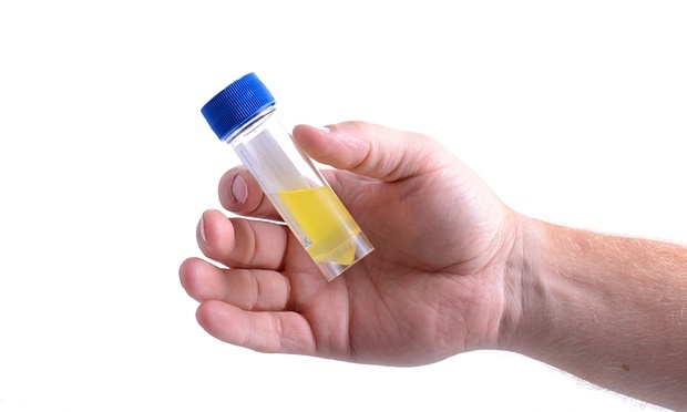 لن تصدقوا.. رجال الفضاء يشربون بولهم!! والسبب؟