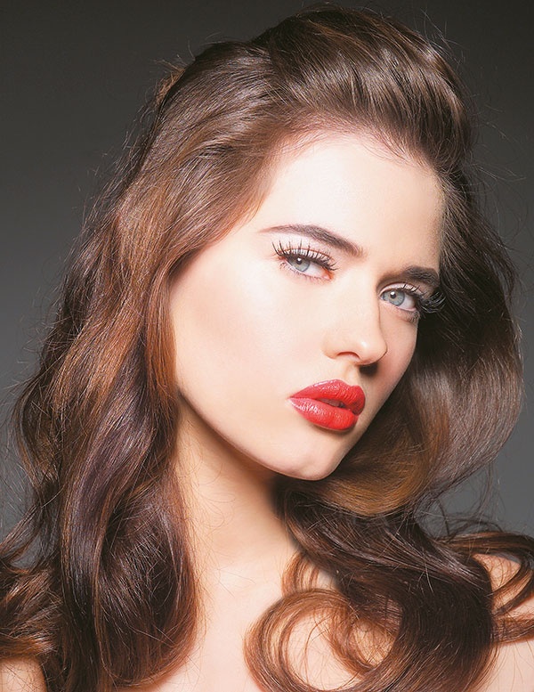 كل ما يلزمك لتتألقي صباحاً في 15 دقيقة فقط ...