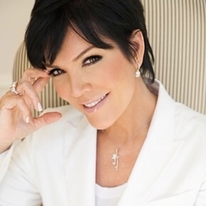 بالصور- تشوّه شكل والدة كيم كارداشيان، شاهدوا ماذا حلّ بشفتيها!