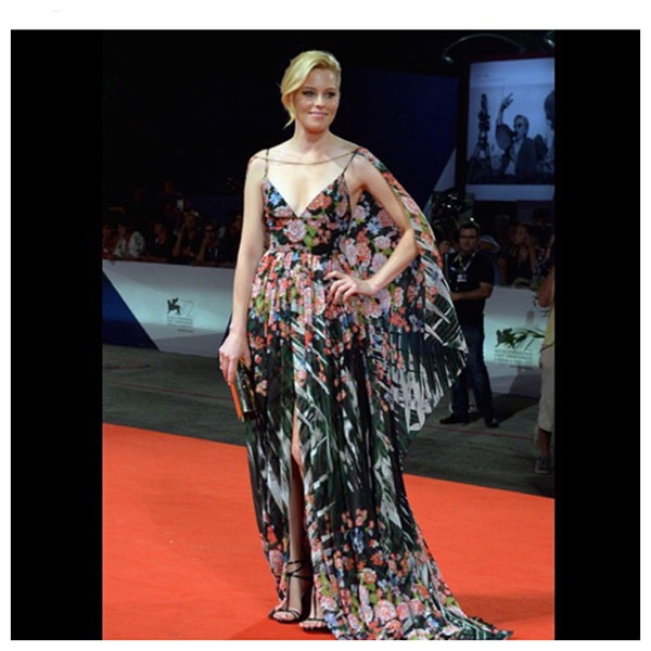 Elizabeth Banks in Elie Saab
