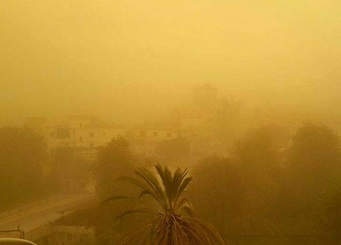 بالفيديو- شاهدوا العاصفة الرملية في جدة