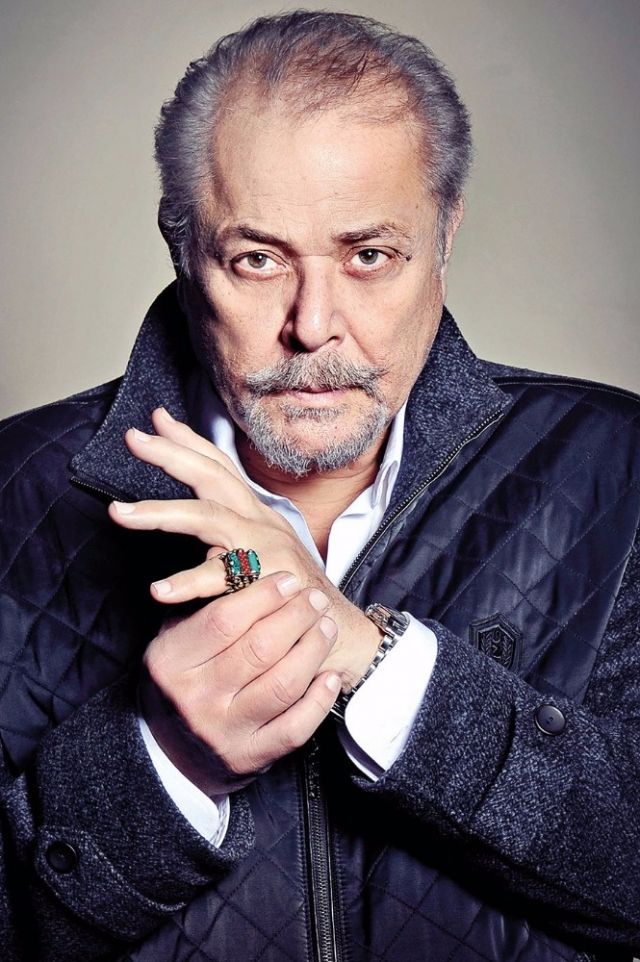 محمود عبد العزيز