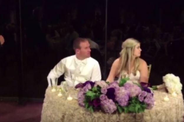 بالفيديو- عريس ينقذ أحد ضيوفه من الموت خلال زفافه!!