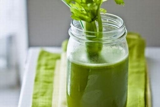 عصير الكرفس لخسارة الوزن