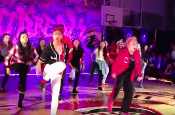 بالفيديو- عجوز ترقص هيب هوب بطريقة مذهلة