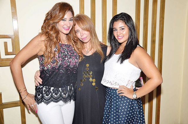  إنجي شرف ووردة إيهاب خورشيد 