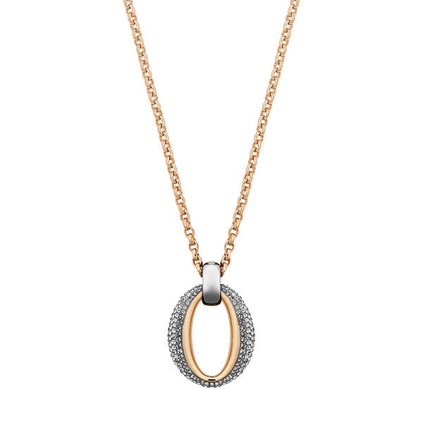 ساعة Chrystalline Oval وقلادة ذهبية من Swarovski للمسة أنثوية متألّقة