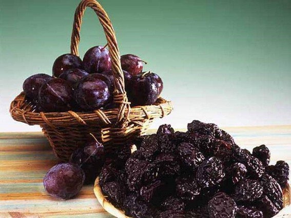 دراسة: تناول هذه الفاكهة المجففة مفيد للوقاية من السرطان... إليكم التفاصيل