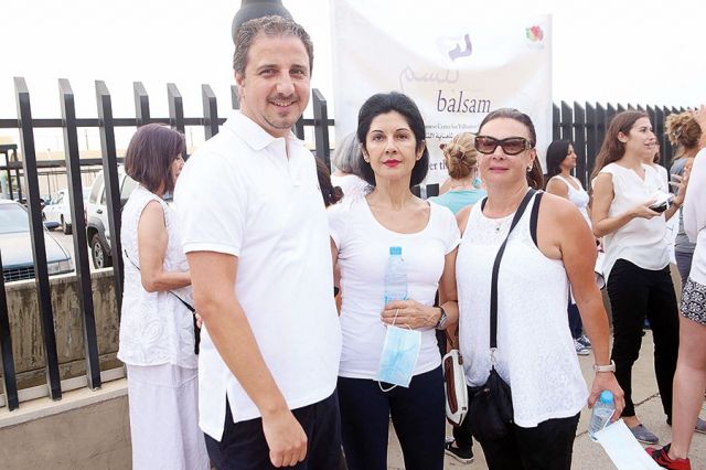 مهى غزال وسلام خياط وهاني-حشاش