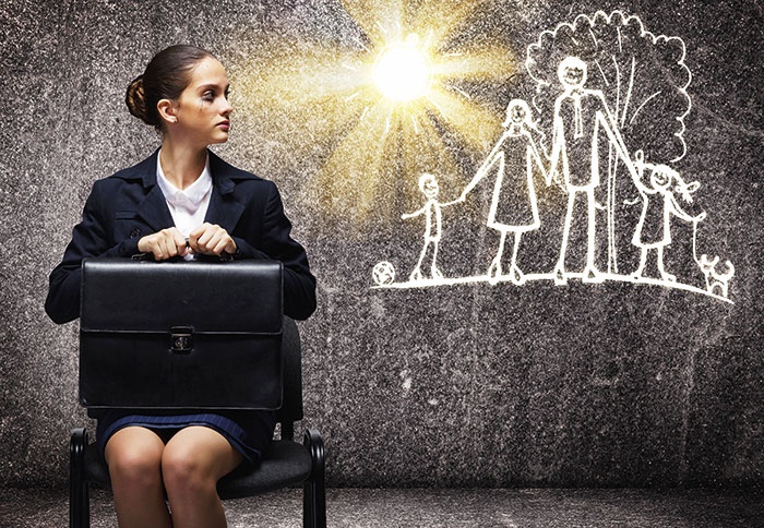 ضحين بالزواج من أجل المهنة!