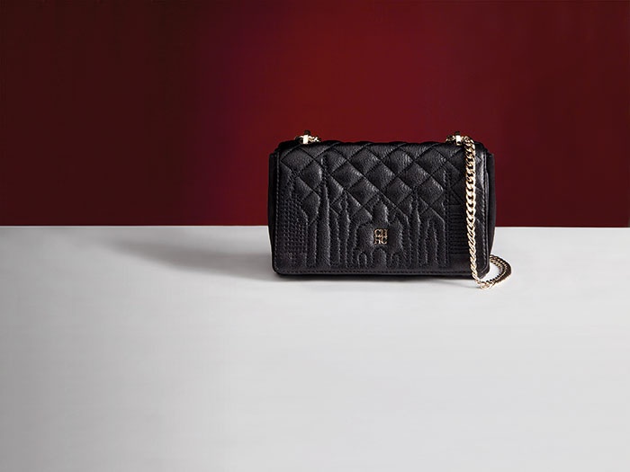 حقيبة CH Carolina Herrera Bimba تحاكي ترف دبي