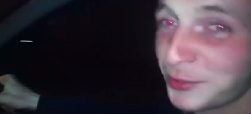 بالفيديو- اللحظات الأخيرة لشابين قبل وفاتهما بحادث