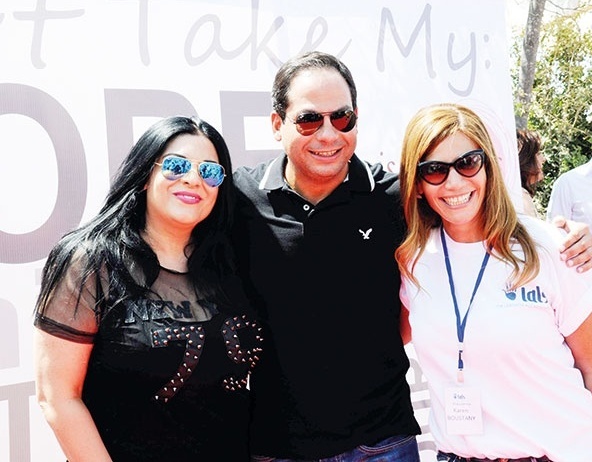 تحدي دلو الثلج مع النجوم