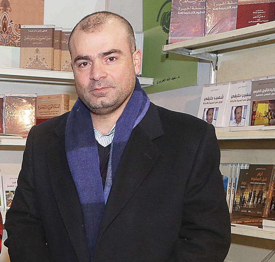 الشاعر والأكاديمي علي نسر «موسم الهجرة...» رواية لا أنساها