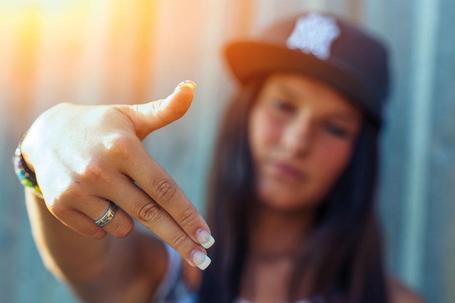 تطبيق لتحويل الكلمات العادية إلى أغنية راب على أندرويد و IOS