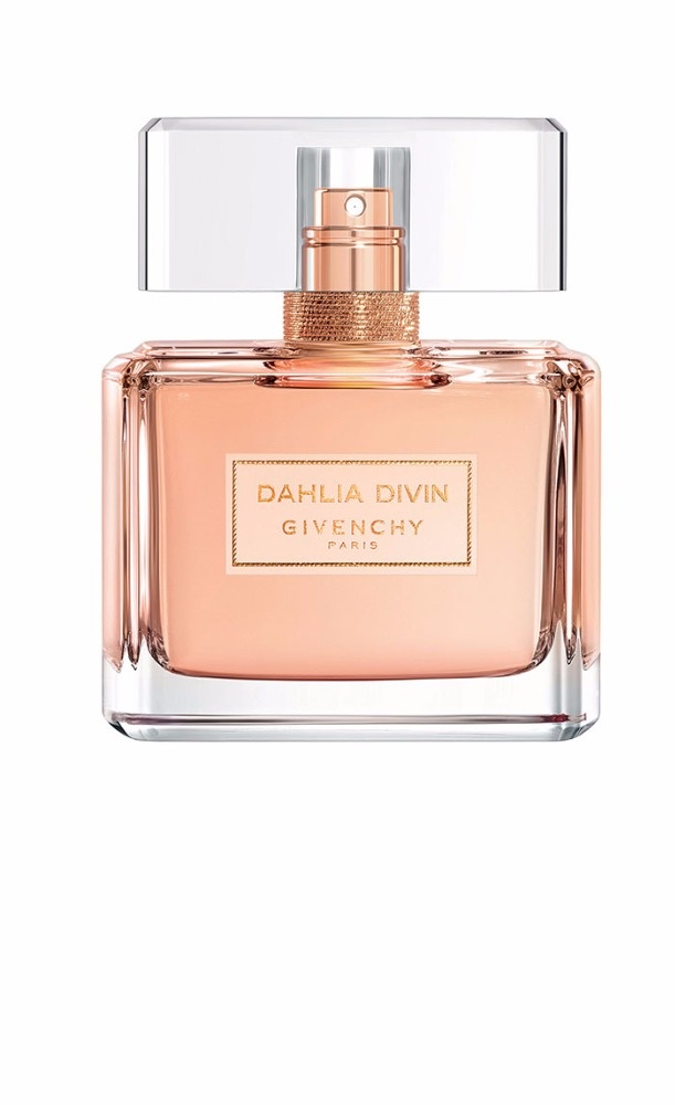 نخبة النخبة: عطور أثيرية للتألق والتميّز