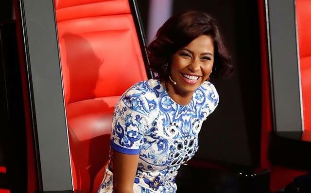 بالفيديو – عفوية شيرين تستمر.. اسمعوا ماذا غنت لكاظم الساهر