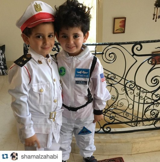 بالصور – كيف احتفل النجوم بالهالوين مع ابنائهم