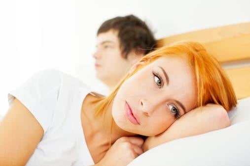 مصري يبيع صور زوجته الحميمة والخاصة!