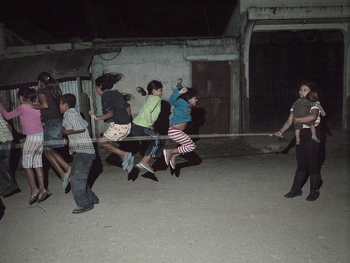 بالصور - الأطفال ينجبون أطفالا في غواتيمالا بسبب الاغتصاب