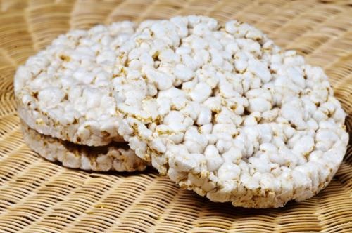 تحذير من Rice Cakes.. يحتوي على مادة مسرطنة!