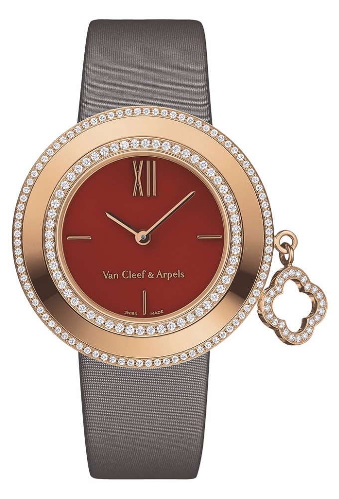 نعم للذهب الوردي مع VAN CLEEF & ARPELS