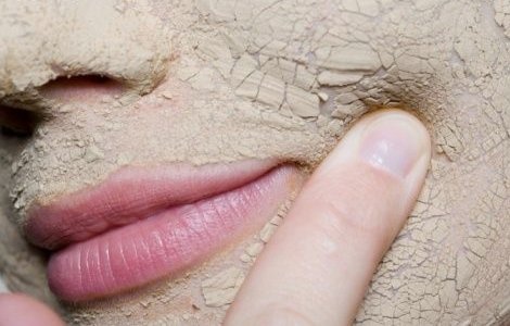 قناع سحري من الخميرة للتخلص من جفاف البشرة