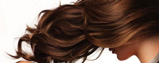 وصفات بسيطة من البصل لشعر قوي لا يتساقط