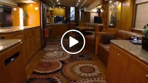 بالفيديو- شاهدوا أضخم منزل متنقل للنجم العالمي ويل سميث... رائع