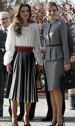 بالصور- الملكة رانيا تلتقي بشبيهتها ملكة جمال إسبانيا